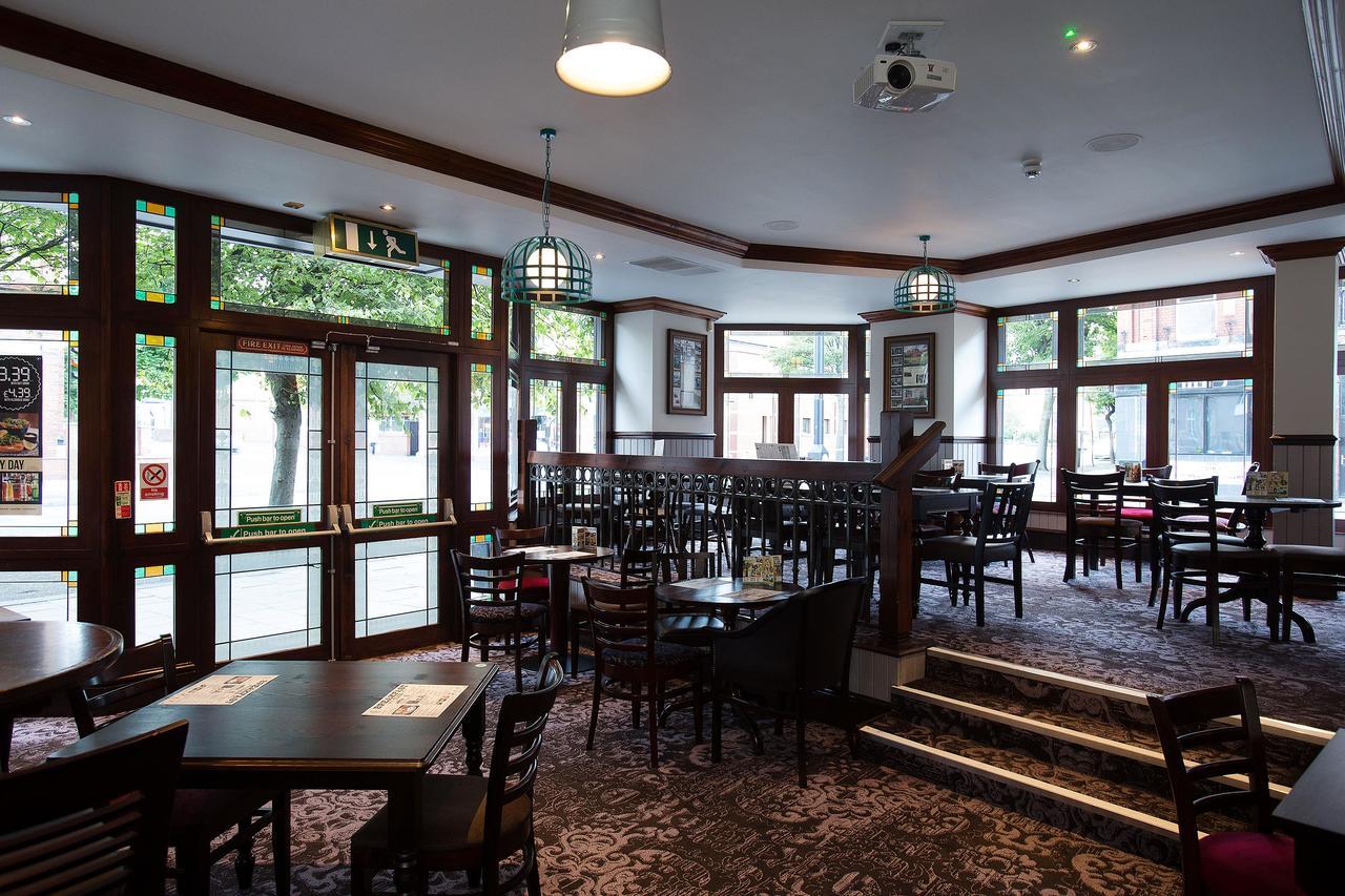 Hotel The Furness Railway Wetherspoon Barrow-in-Furness Exterior foto